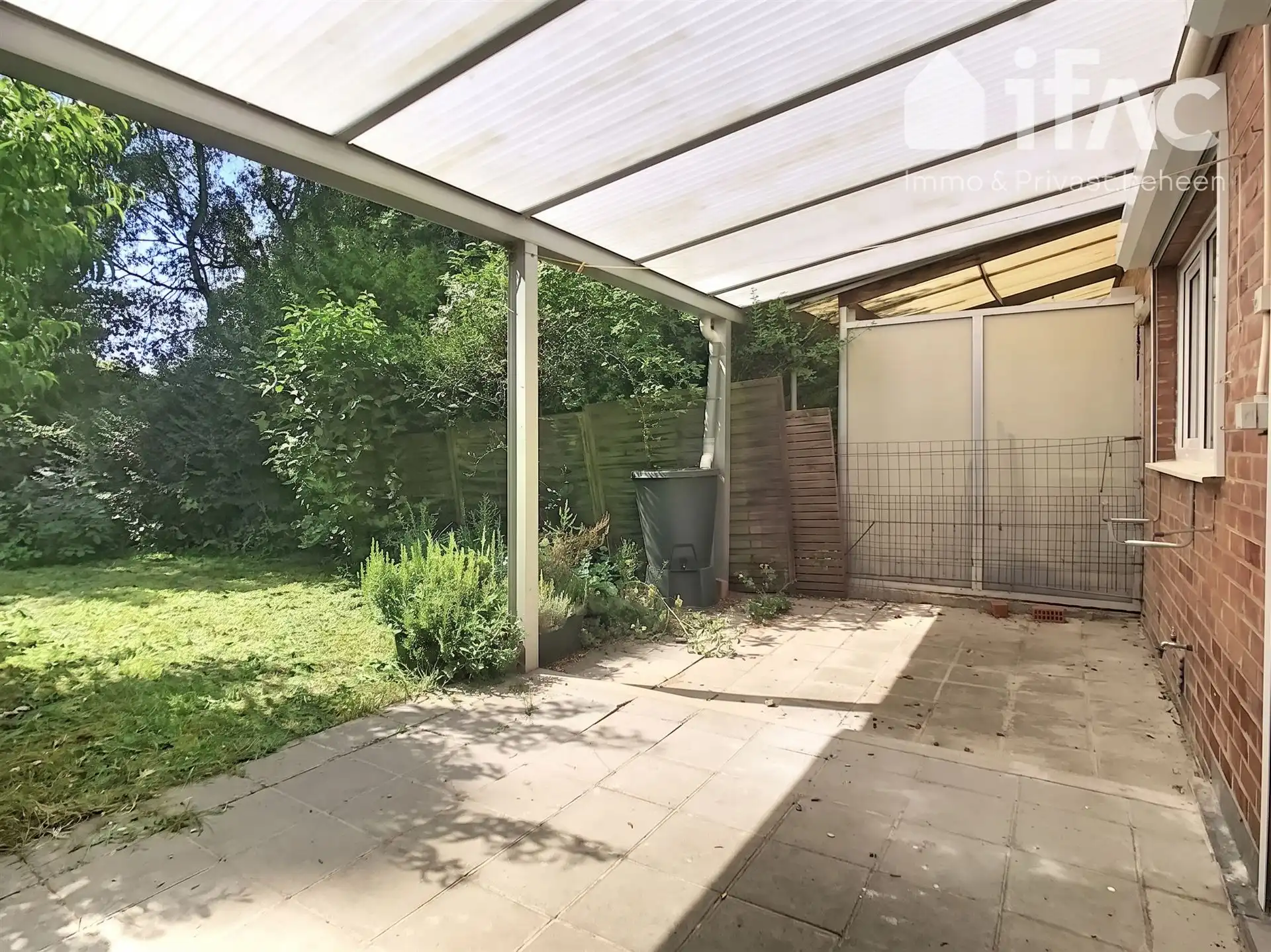Huis met garage, 3 slpk. en leuke tuin foto 7