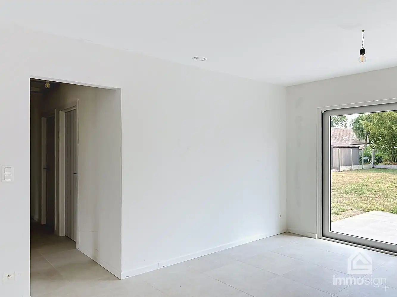 Gerenoveerde gelijkvloerse woning op ruim perceel in Peer! foto 7