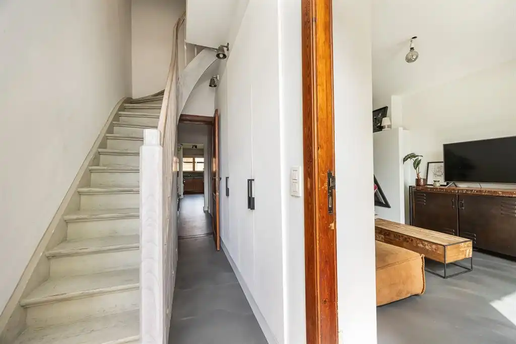 Instapklare woning met zonnige tuin dichtbij Rivierenhof foto 14