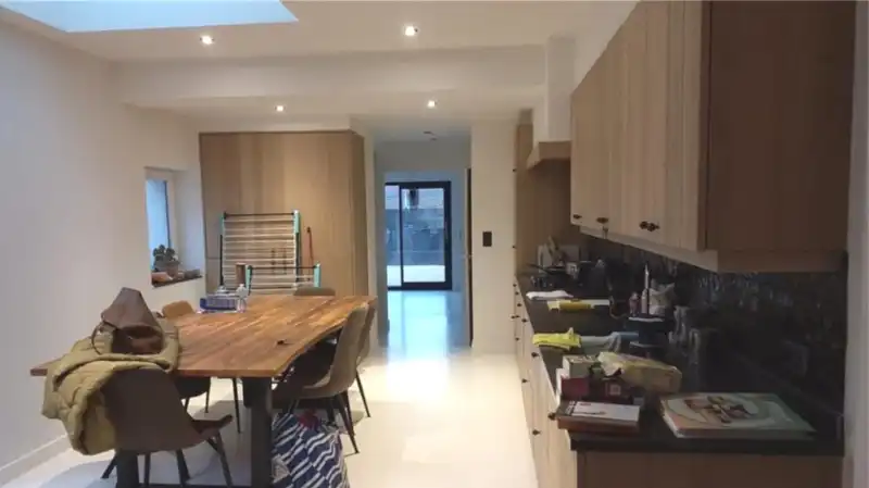 Ruime 3-slaapkamerwoning met TUIN te huur in Brugge foto 5