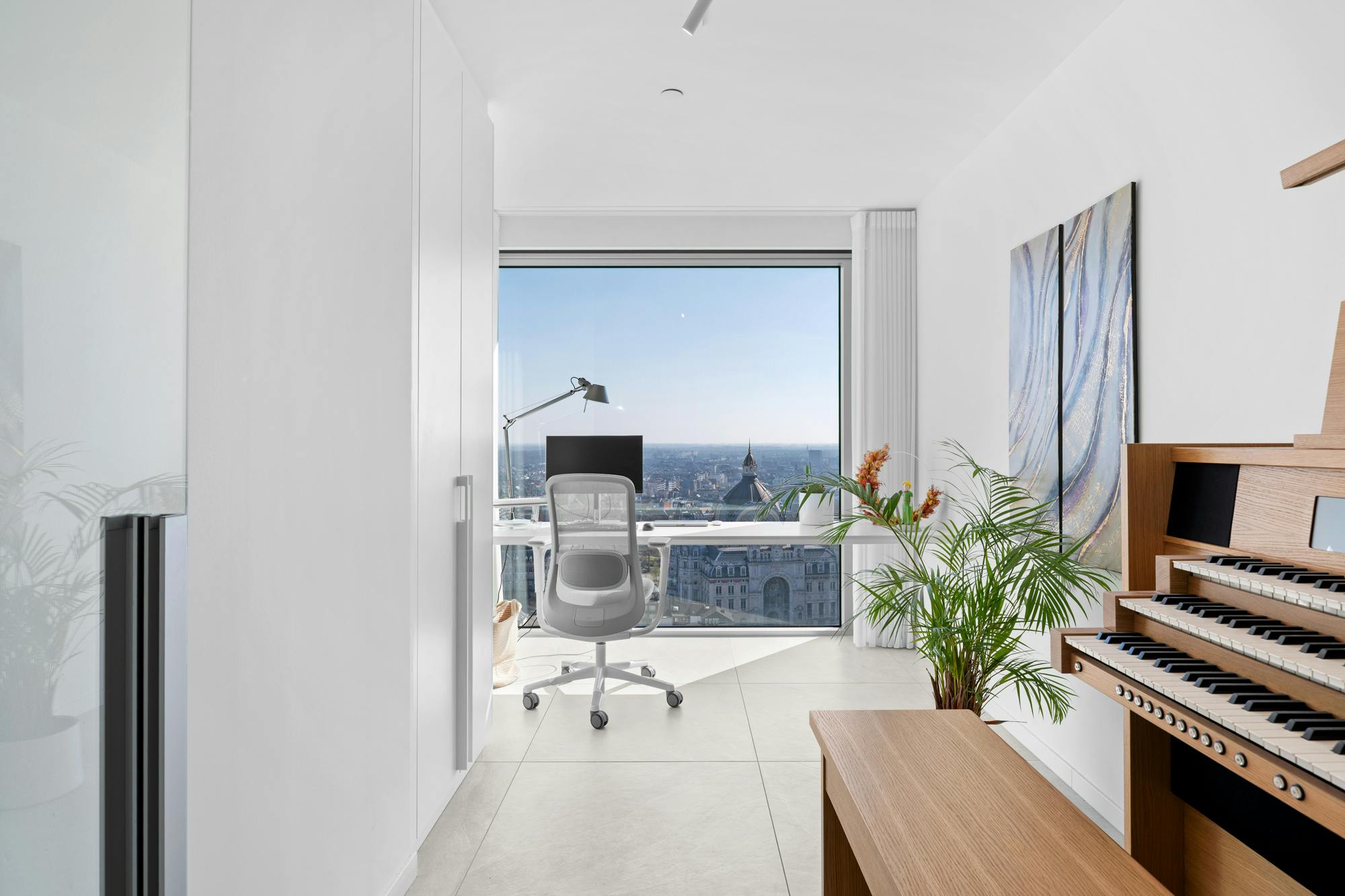 Exclusief wonen met panoramisch uitzicht in de Antwerp Tower foto 27