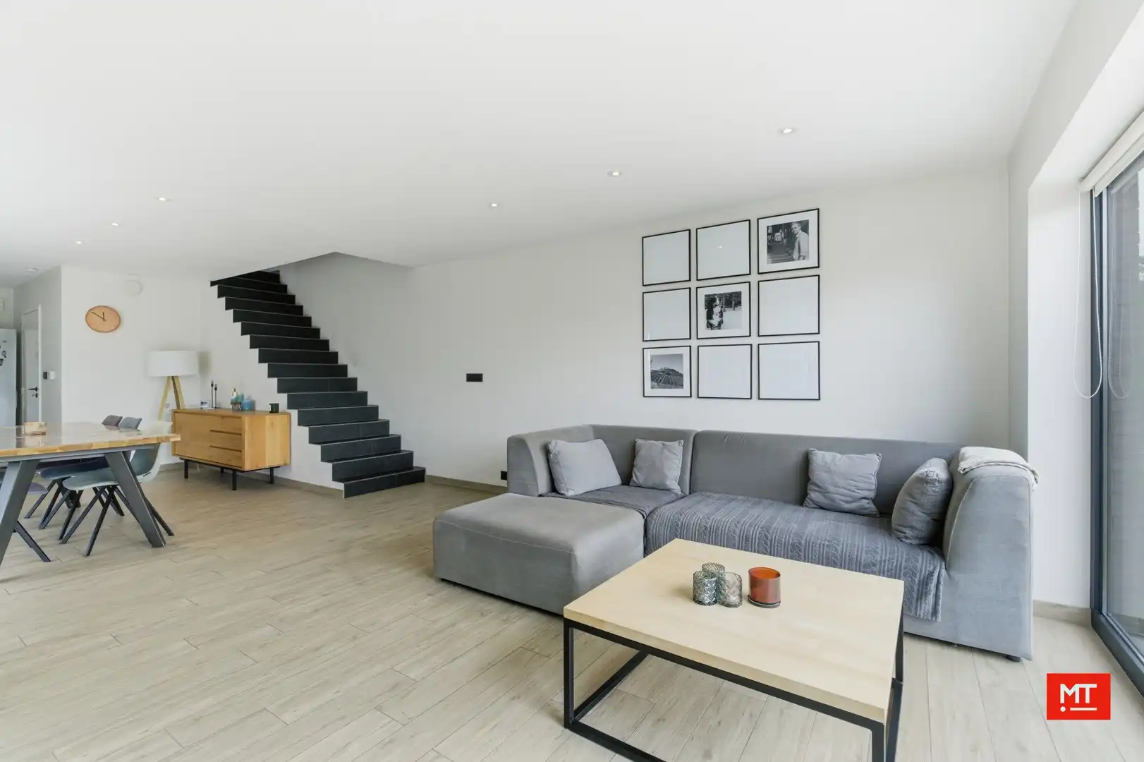 Instapklare alleenstaande woning op een rustige locatie in de dorpskern van Beselare foto 7