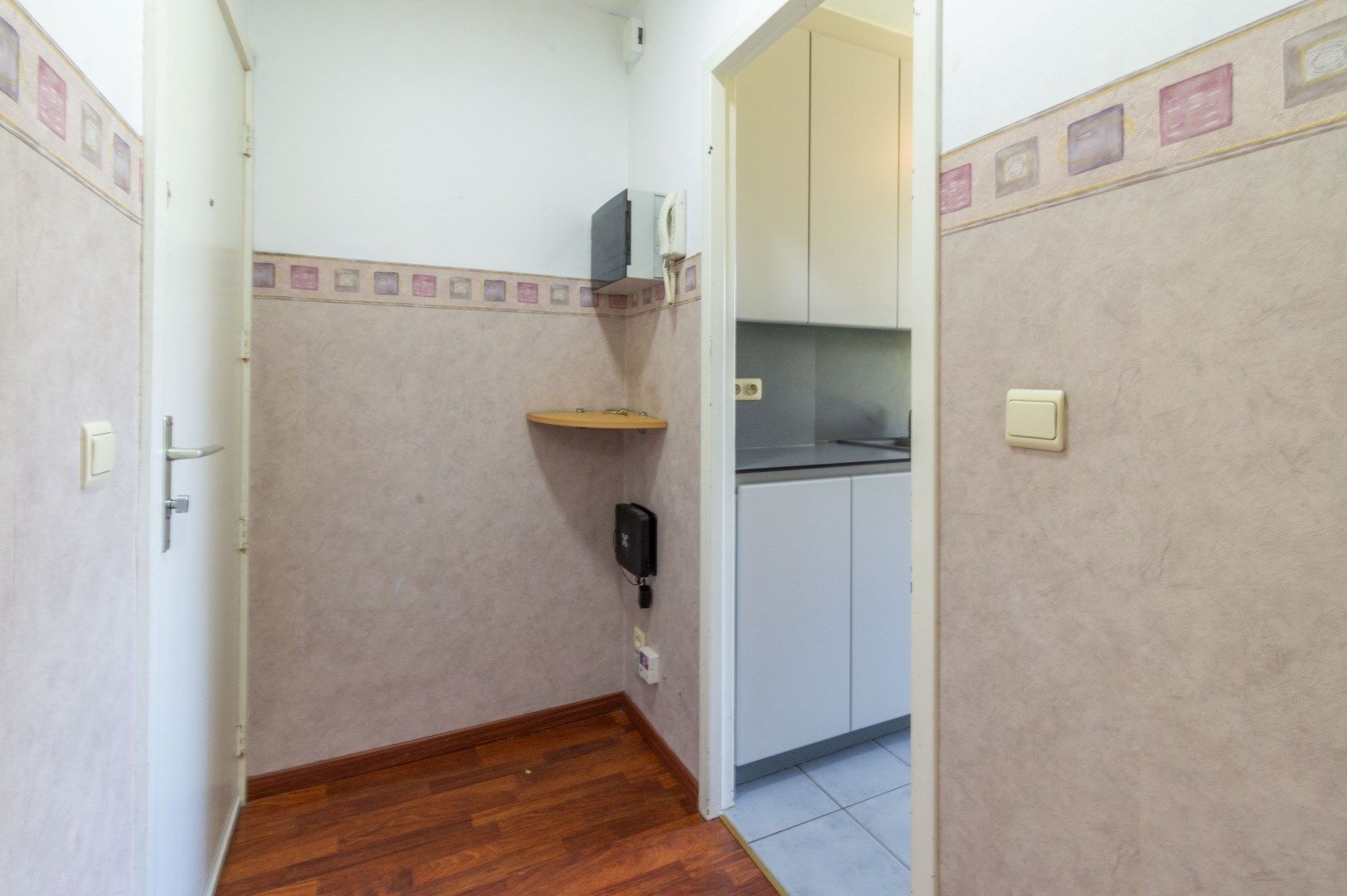 Een goed gelegen appartement te Anderlecht! foto 5