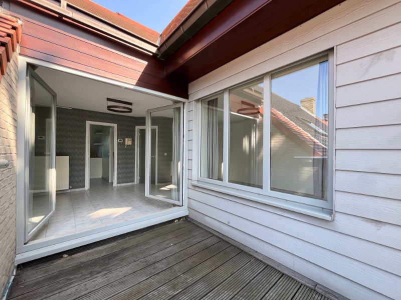 RUIM EN ZONNIG APPARTEMENT foto 7