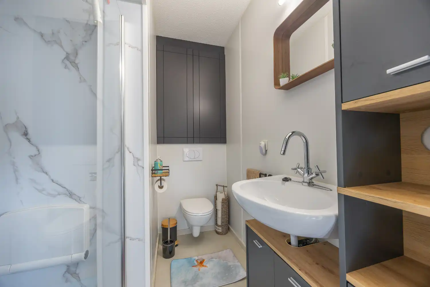 Prachtig gerenoveerd 1-slaapkamerappartement met zongericht terras en prachtig open uitzicht foto 19