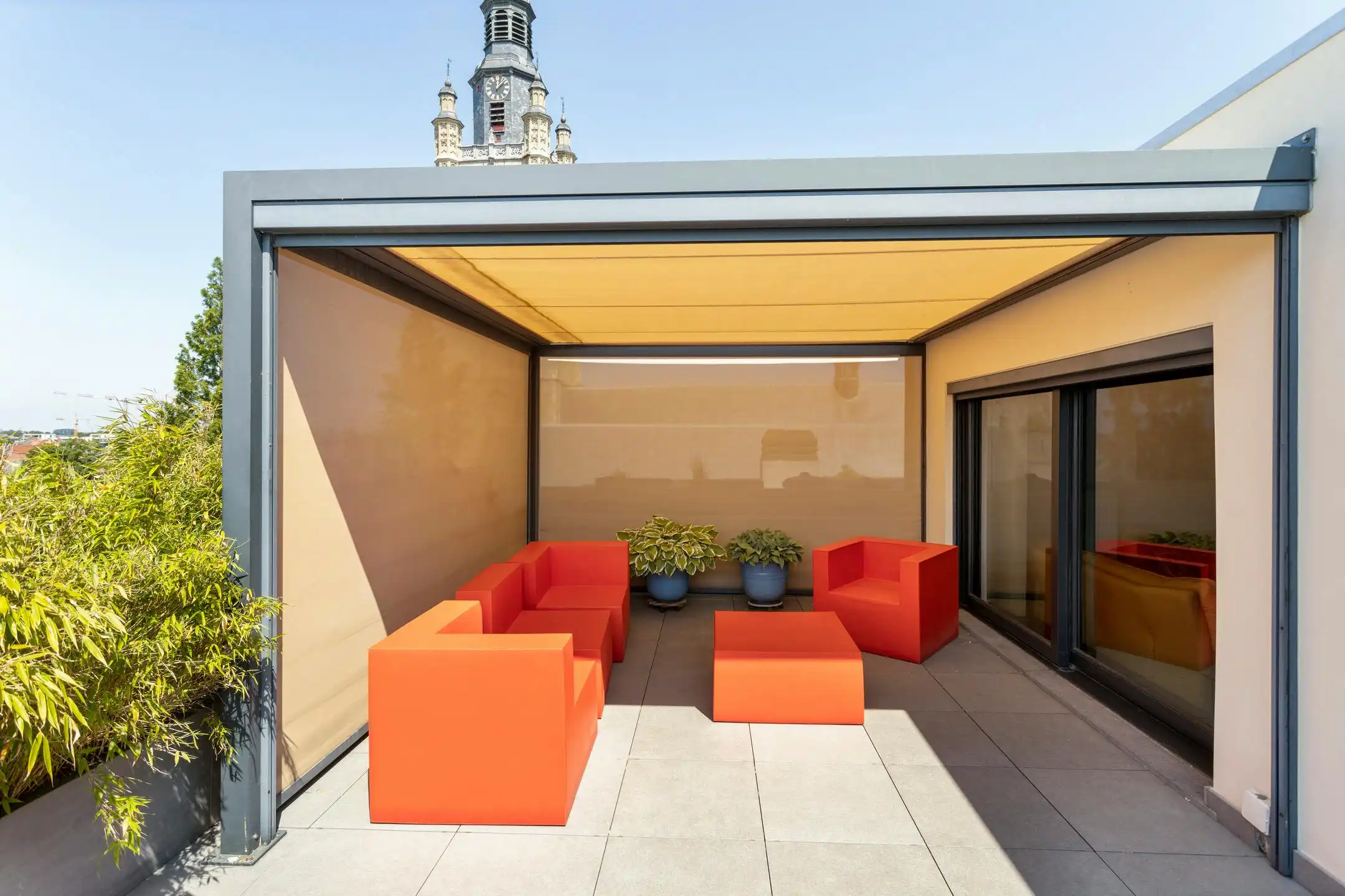 Een exclusieve en unieke penthouse pal in het centrum van Roeselare  foto 5