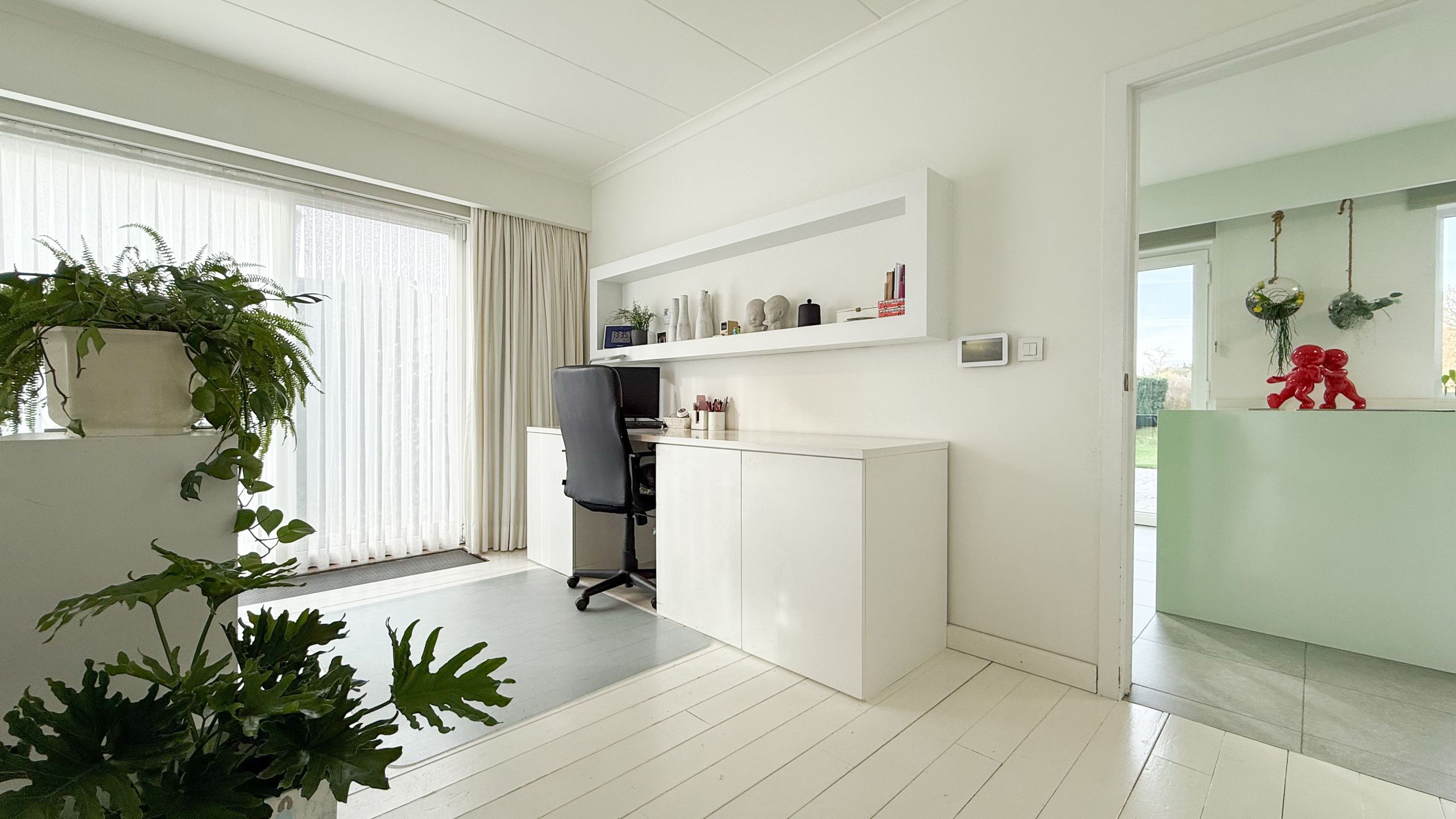 Charmante woning op 18are grond, grote tuin en ruime garage! foto 8