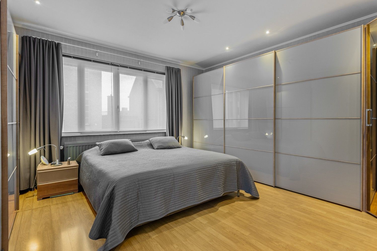 Appartement met 2 slaapkamers, terras en grote privatieve kelder in Wommelgem! foto 8