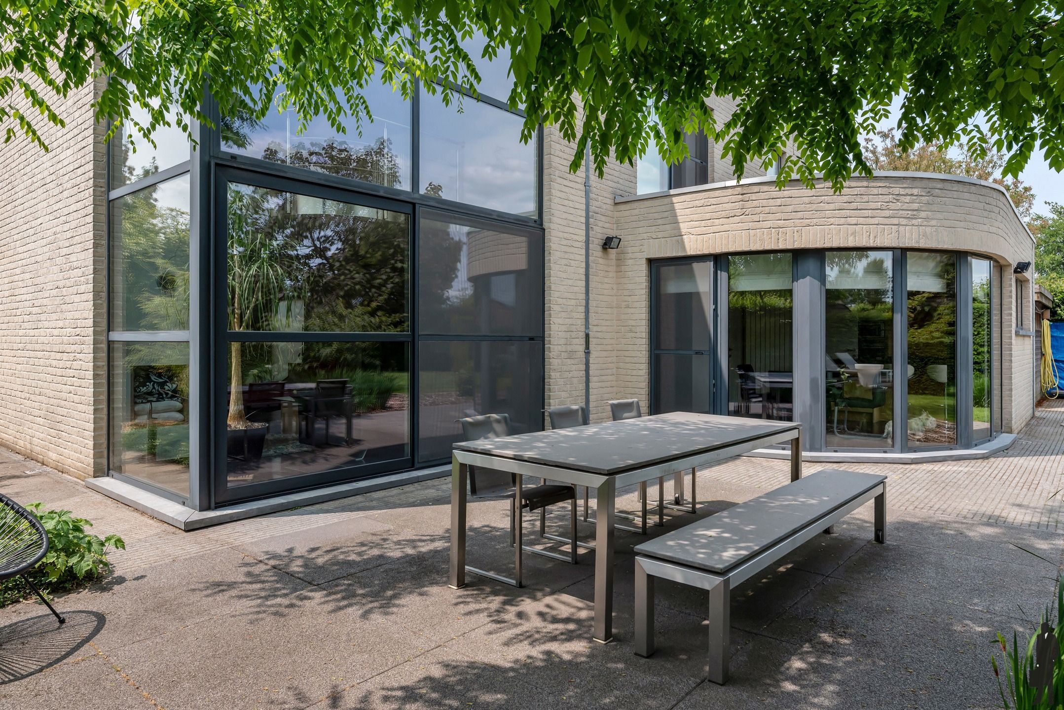 Instapklare woning met zwemvijver in Hoogstraten! foto 47