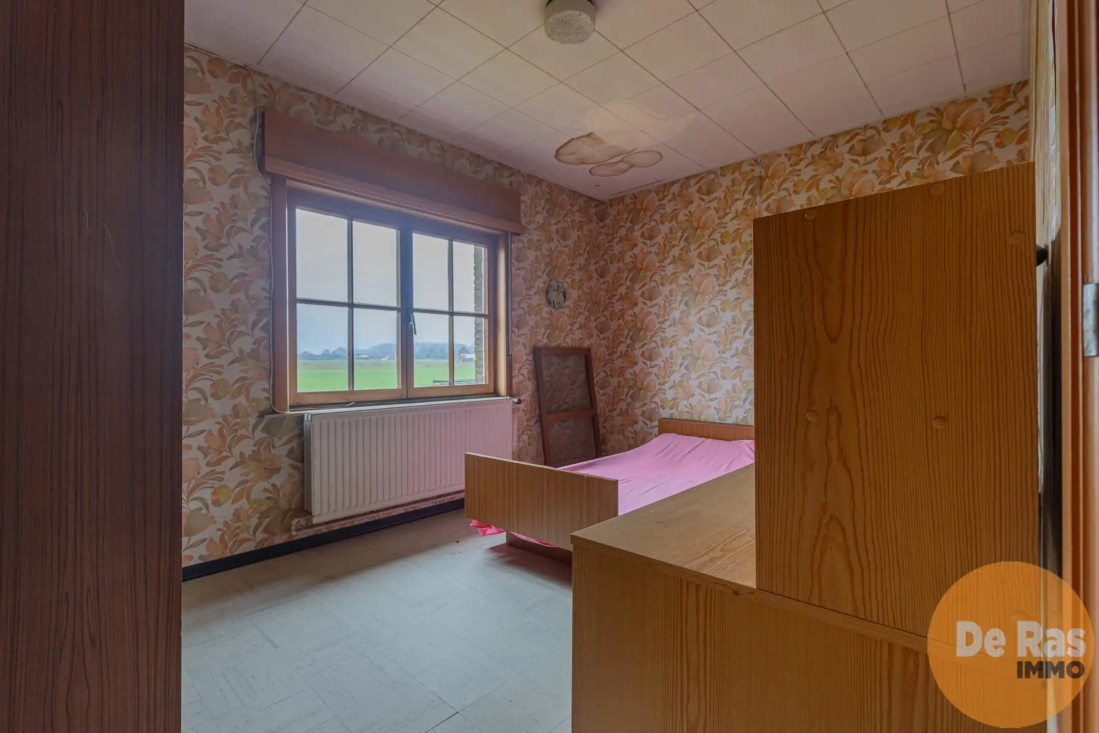 OOSTERZELE - Te renoveren woning met 4 kamers op toplocatie foto 16