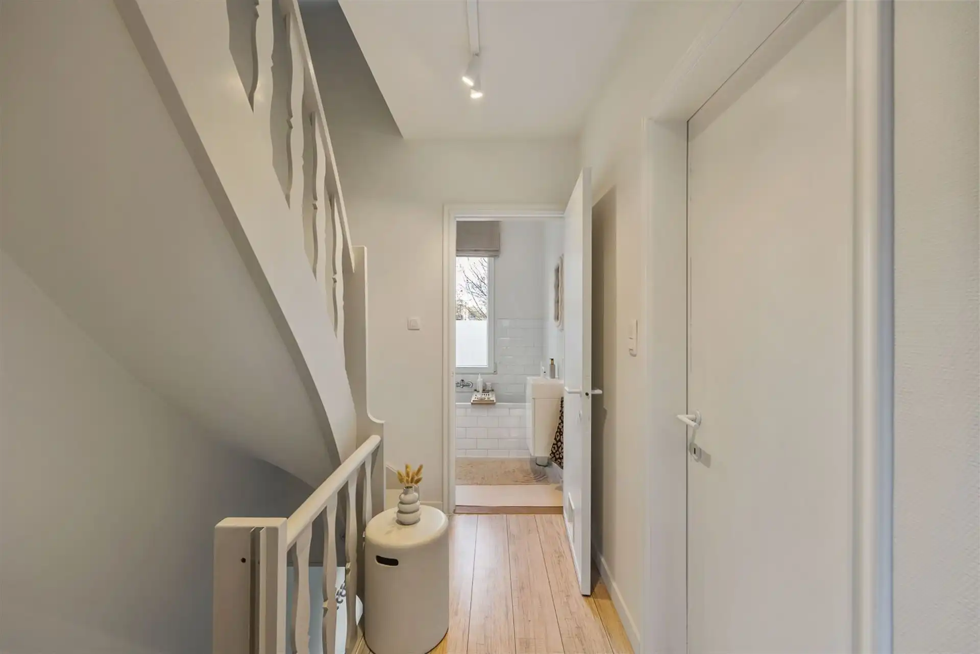 Instapklare woning met 3 slpk's op een TOPlocatie te Schoten! foto 12