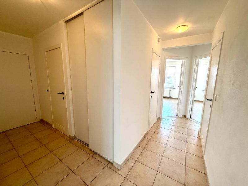 Appartement met 2 slaapkamers en garage in centrum van Deinze foto 11