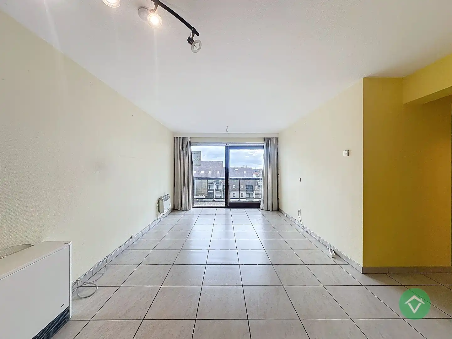 Lichtrijk 2-slaapkamerappartement op topligging op 100m van de zeedijk in Sint-Idesbald foto 4