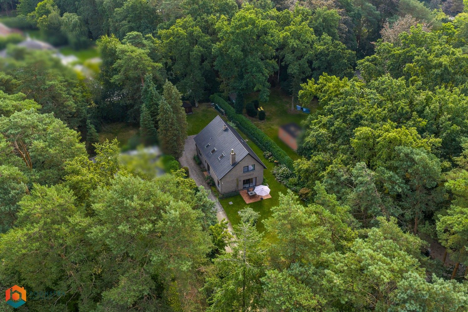 Villa met 4 slpkrs op perceel van 1555m² te Keerbergen foto 2