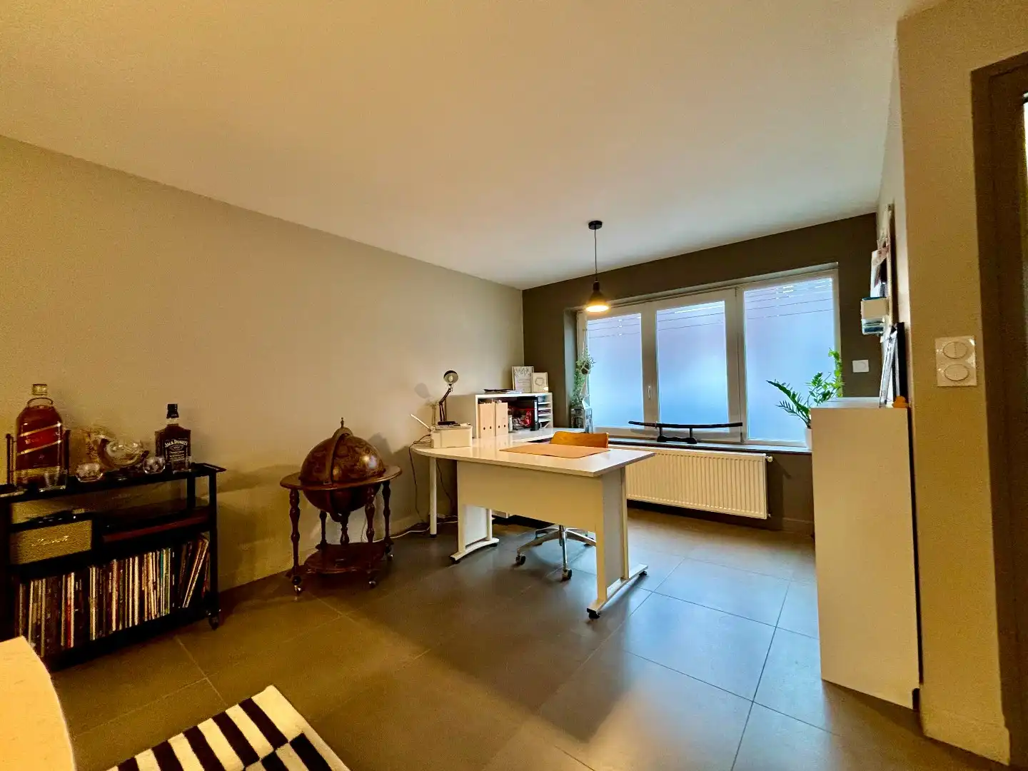 ENERGIEZUINIGE RUIME WONING OP 375M² MET 3 SLPKS, 2 BADKAMERS, GARAGE EN TUIN foto 7