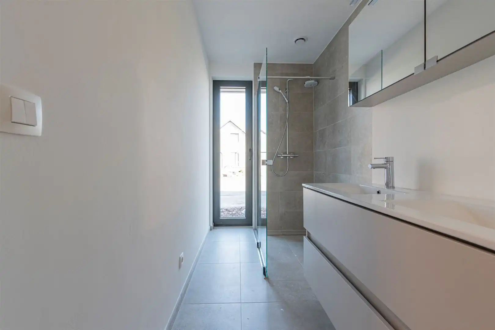 Prachtig gelijkvloers appartement met tuintje foto 6