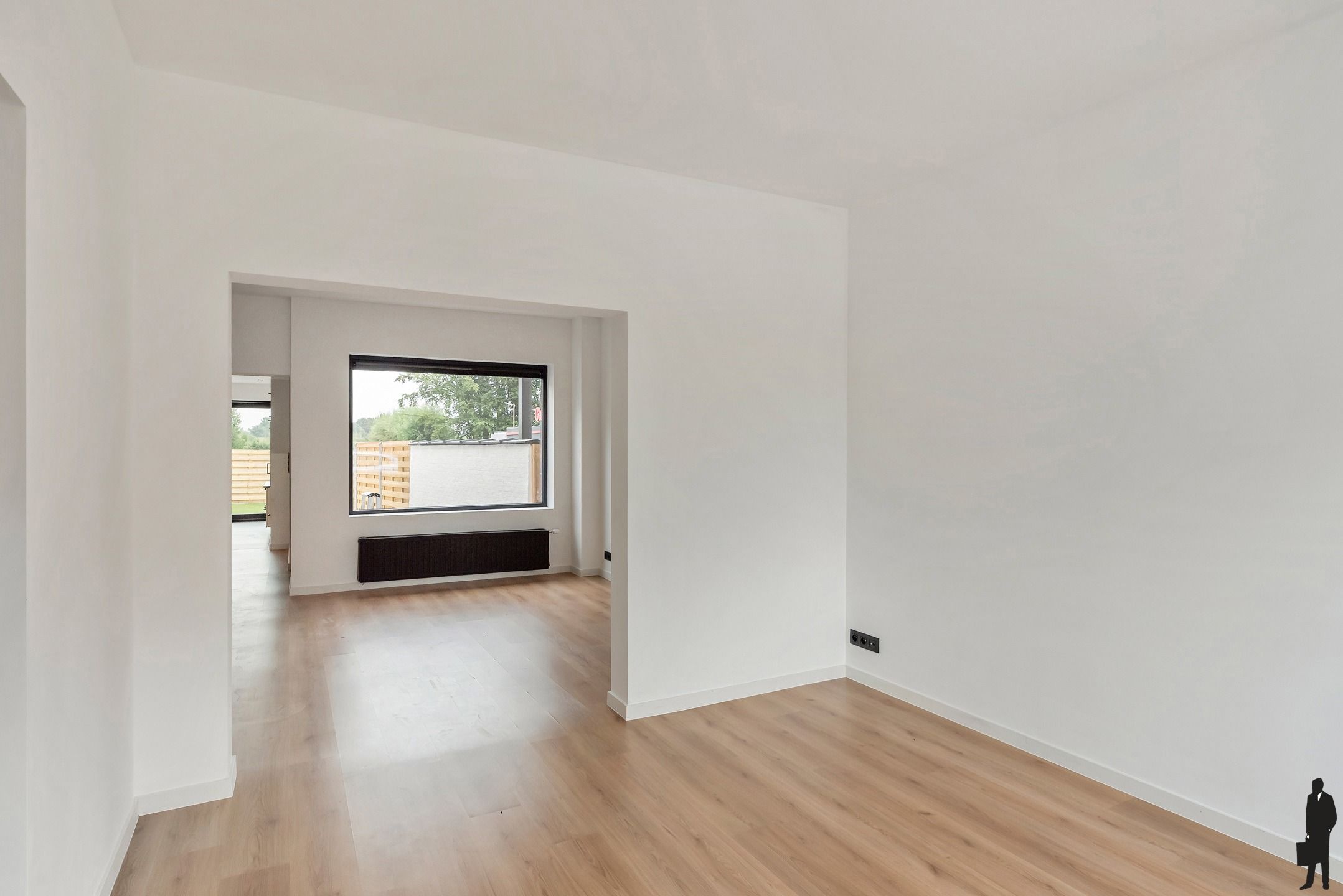 Volledig gerenoveerde woning met 4 slpk. in het centrum van Meer - Vlakbij de Nederlandse grens! foto 6