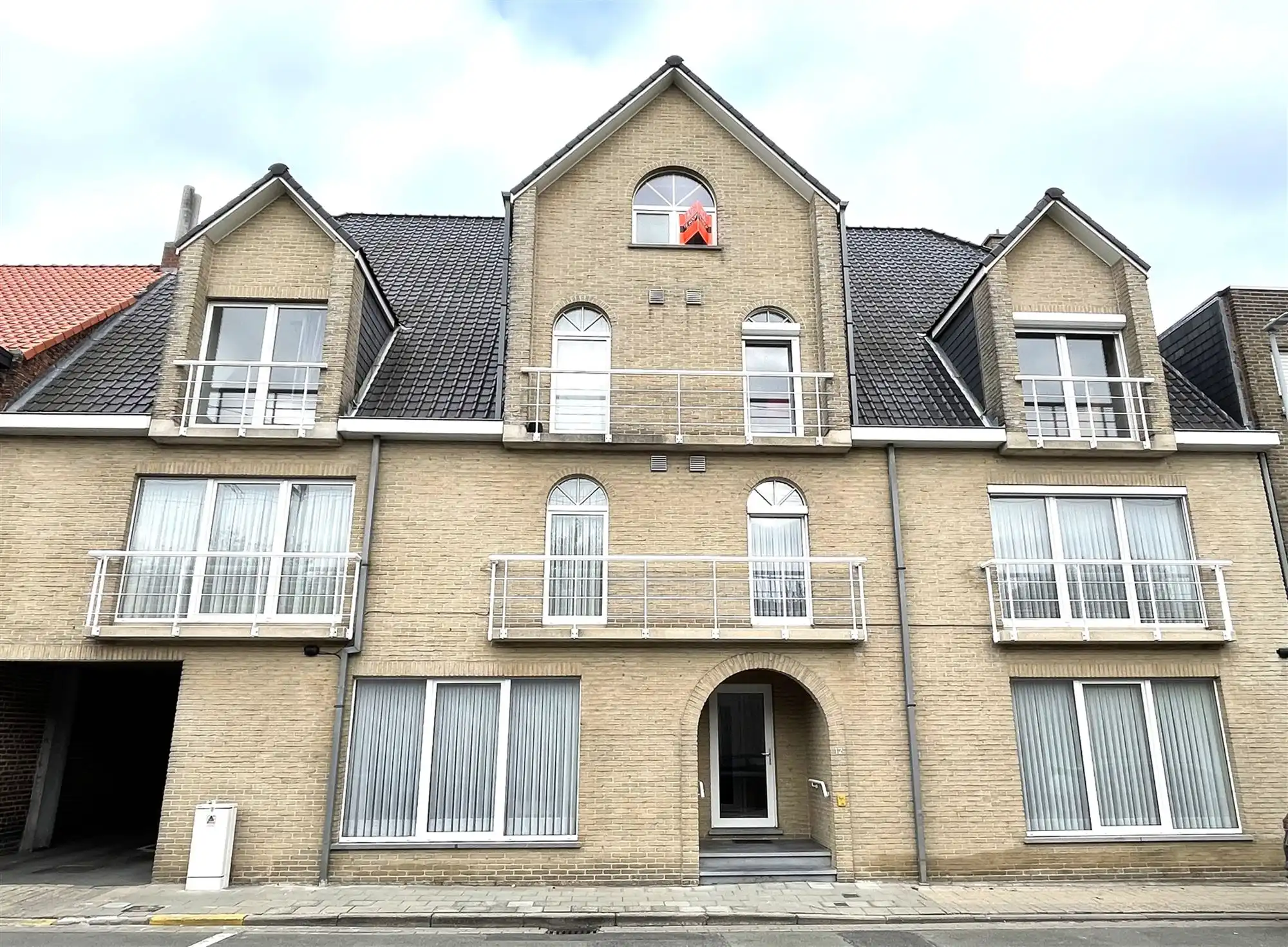 Appartement met terras en garage foto 13