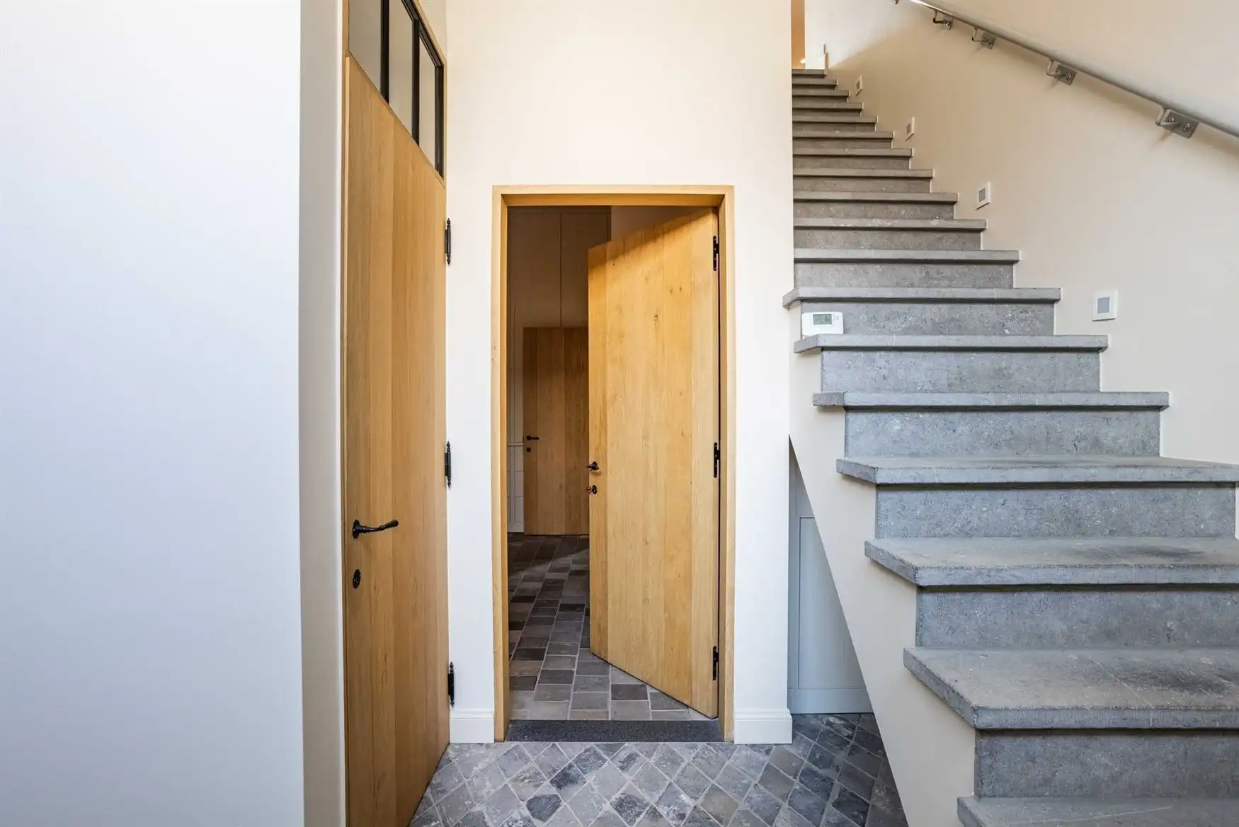 Woning met bureau en magazijn van 431 m² in Gentbrugge foto 3