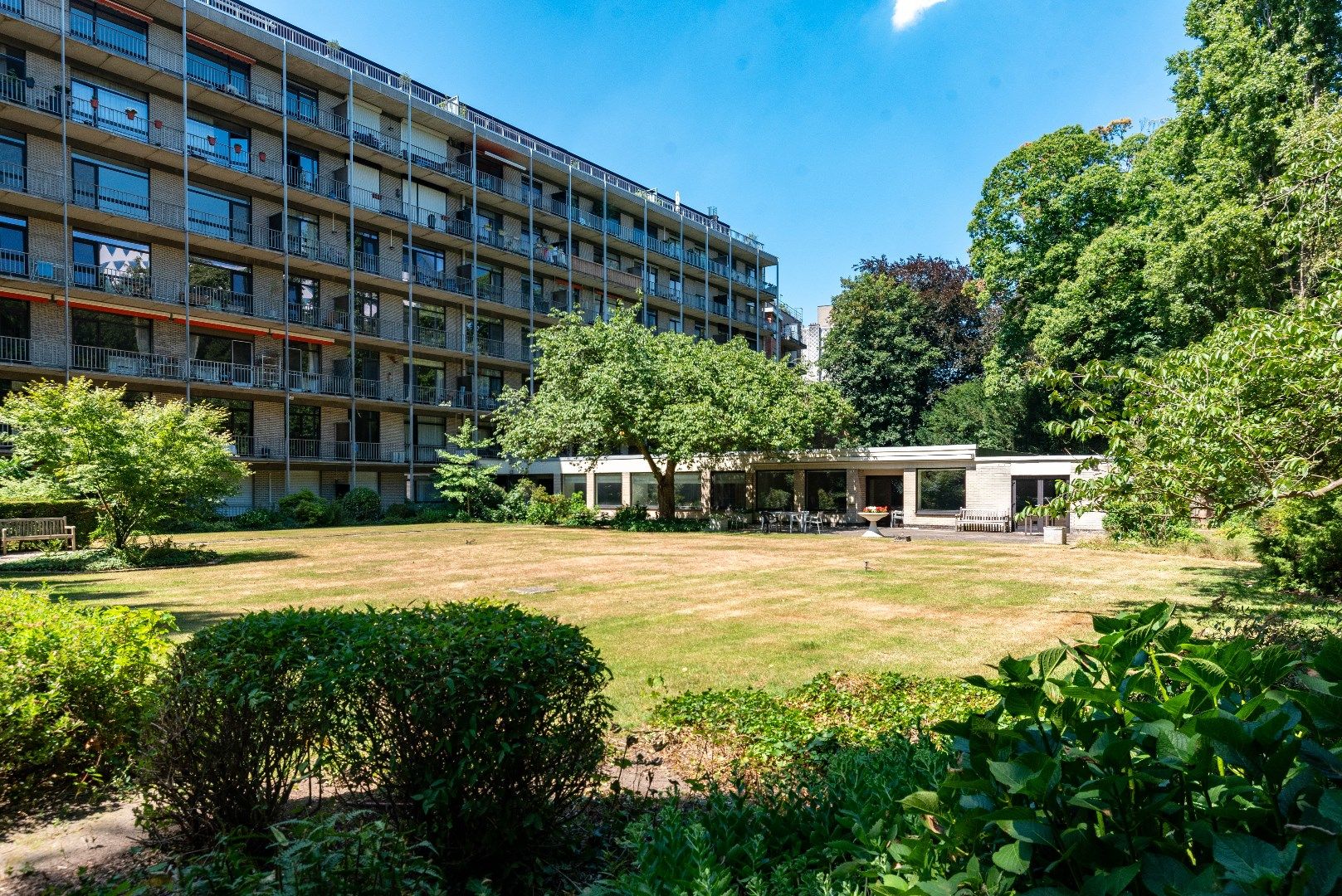 Goed gelegen één slaapkamer appartement foto 15