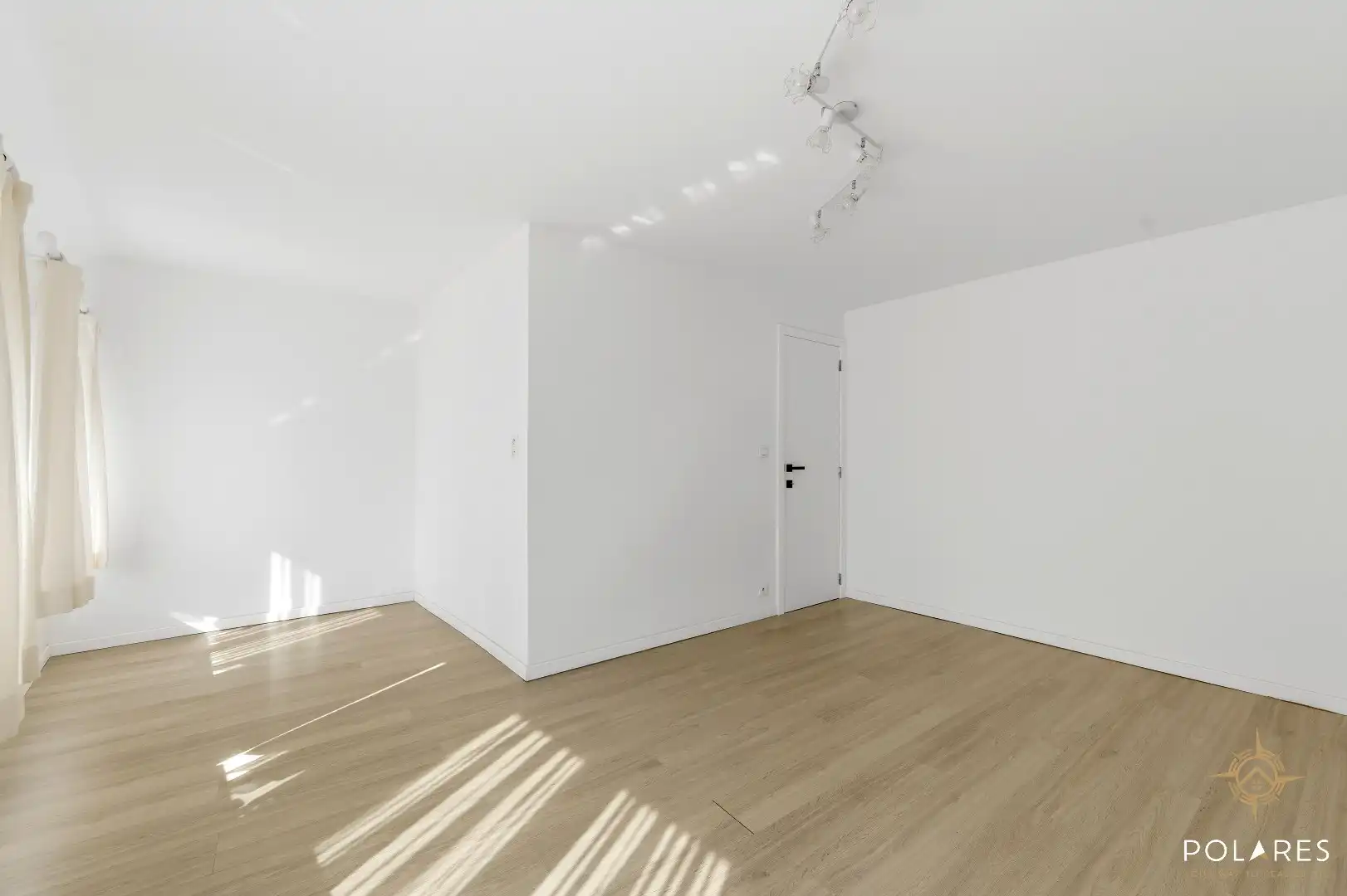 Gerenoveerde woning met garage, staanplaats en gezellige tuin nabij Vilvoorde foto 10