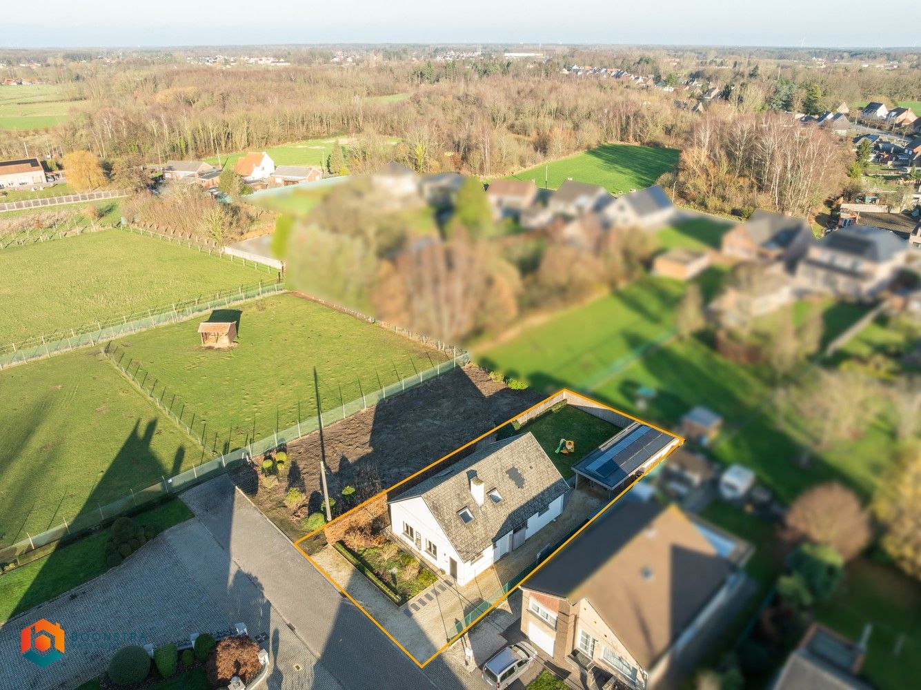 Gerenoveerde woning met 3 slpkrs in doodlopende straat te Hallaar foto 2