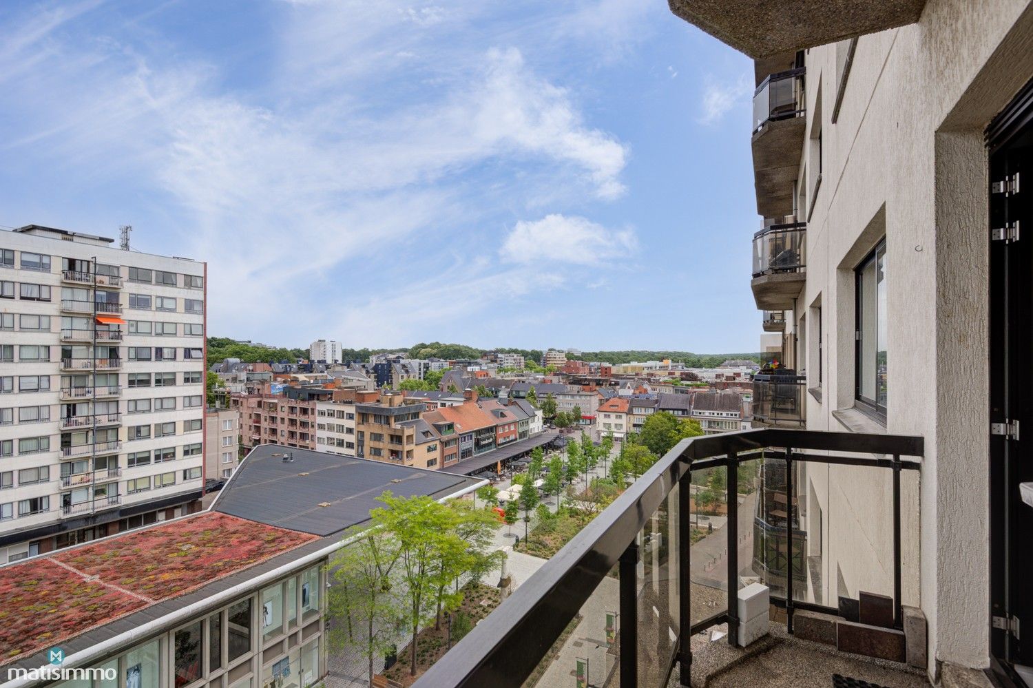 VOORTREFFELIJK GELEGEN APPARTEMENT MET GARAGEBOX EN 2 SLAAPKAMERS IN HARTJE GENK foto 19