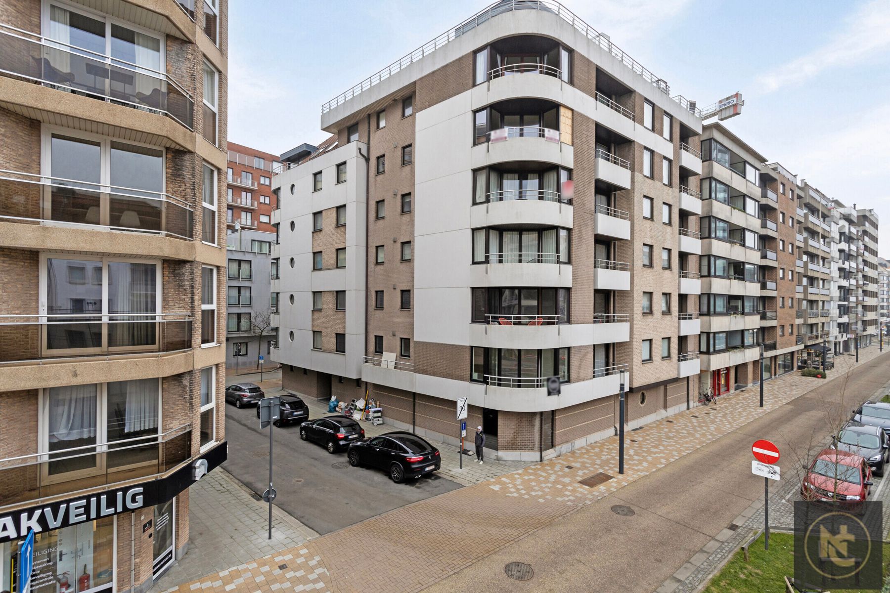 Stijlvol dakappartement met 1 slaapkamer en autostaanplaats foto 25