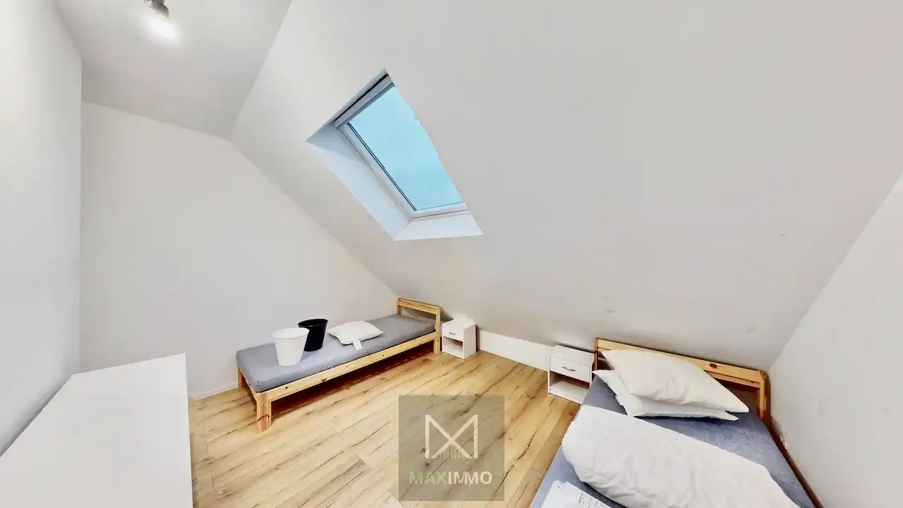 🏡 Volledig gerenoveerde halfopen woning met 4 slaapkamers & zonnige tuin – Harelbeke foto 14