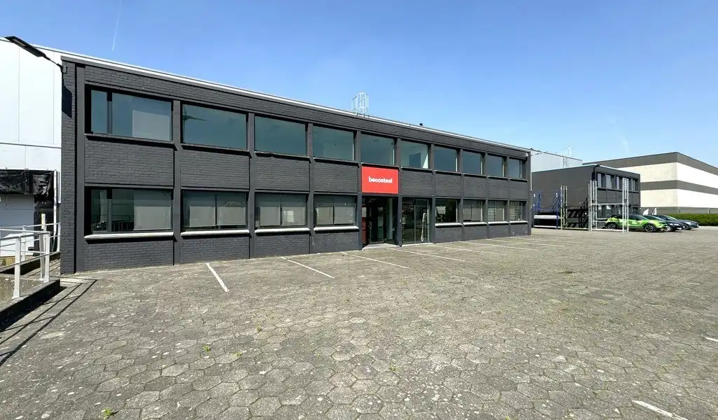 Logistieke loods met kantoren te huur in Bornem foto 12