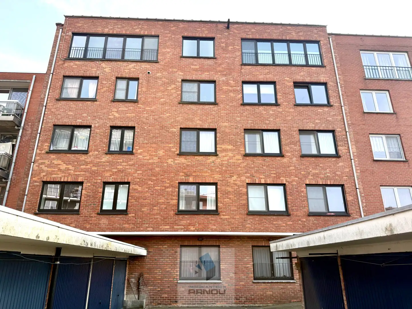 Ruim en lichtrijk appartement met 3 slaapkamers foto 17