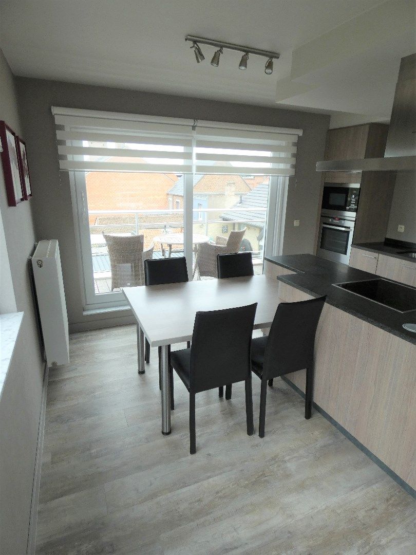 Appartement (104 m²) met 2 slpk, 2 terrassen en garage, Eernegem. foto 12