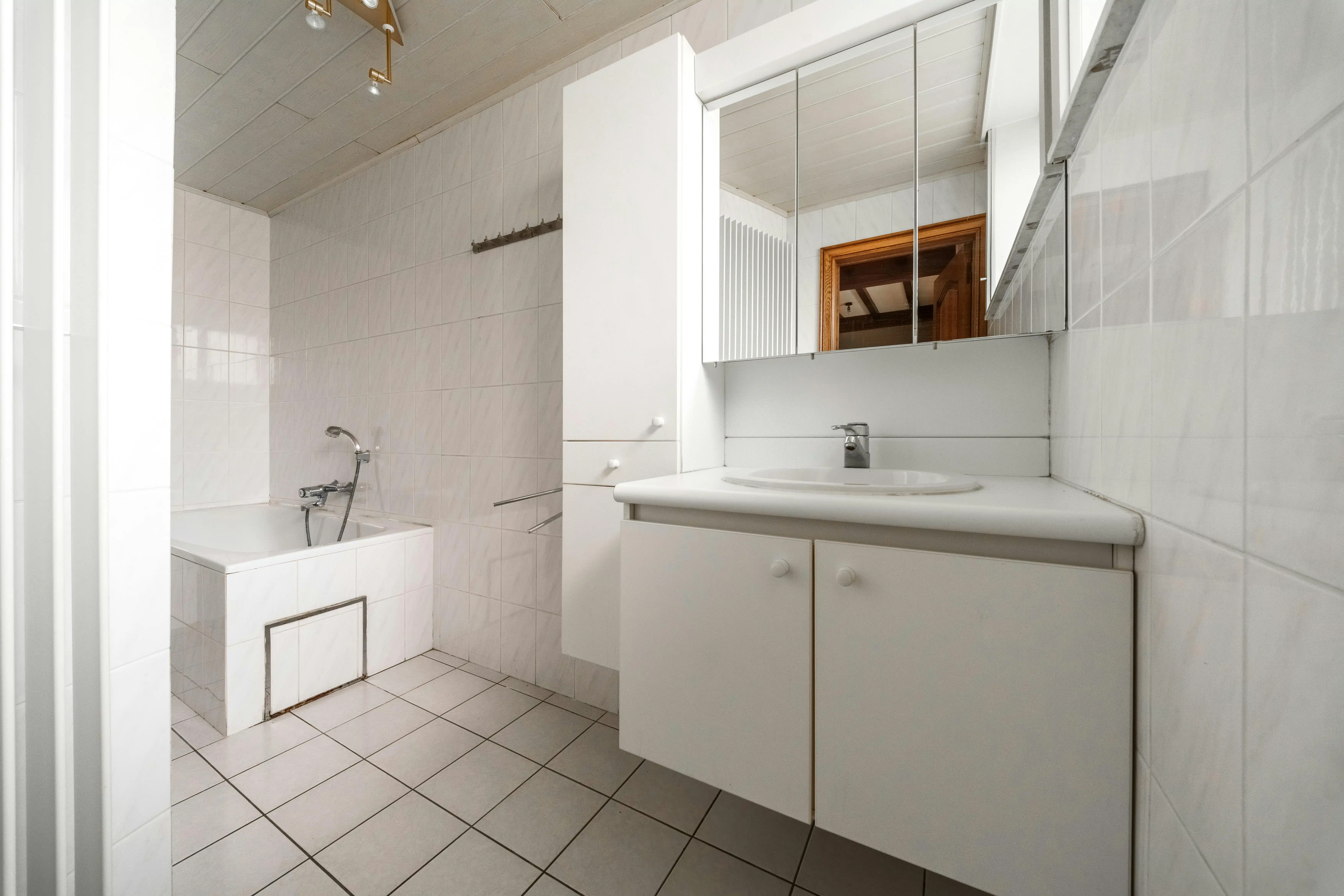 Woning met loods (550 m²) & showroom te Zonnebeke foto 33