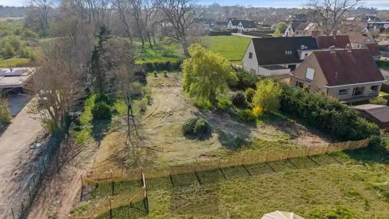 Uniek gelegen perceel bouwgrond van 1475m² grenzend aan natuurgebied. foto 8