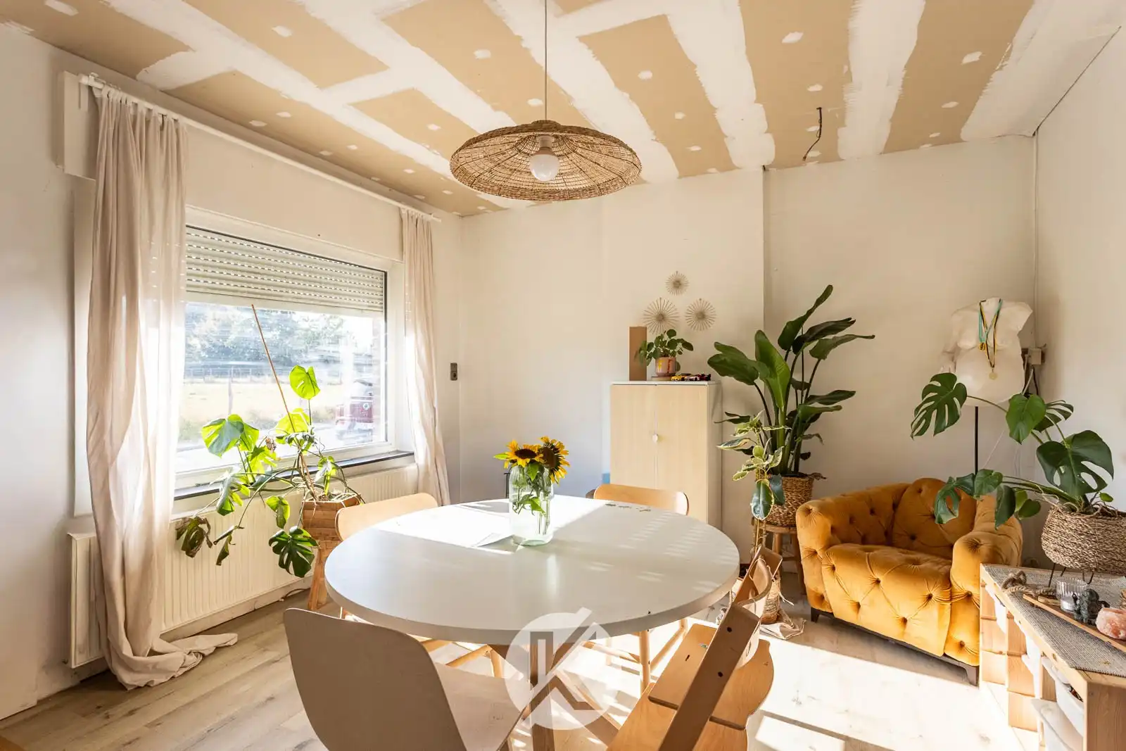 Charmante woning met mogelijkheden foto 11