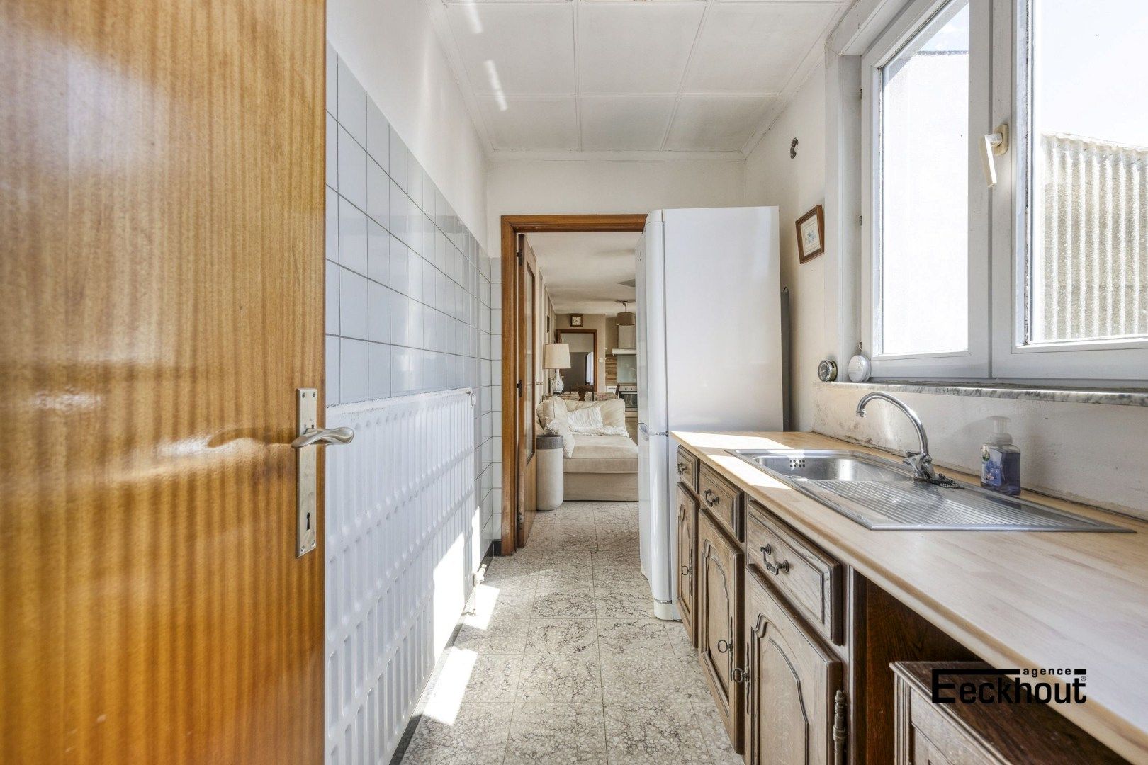 Zeer ruime woning met veel potentieel! foto 8