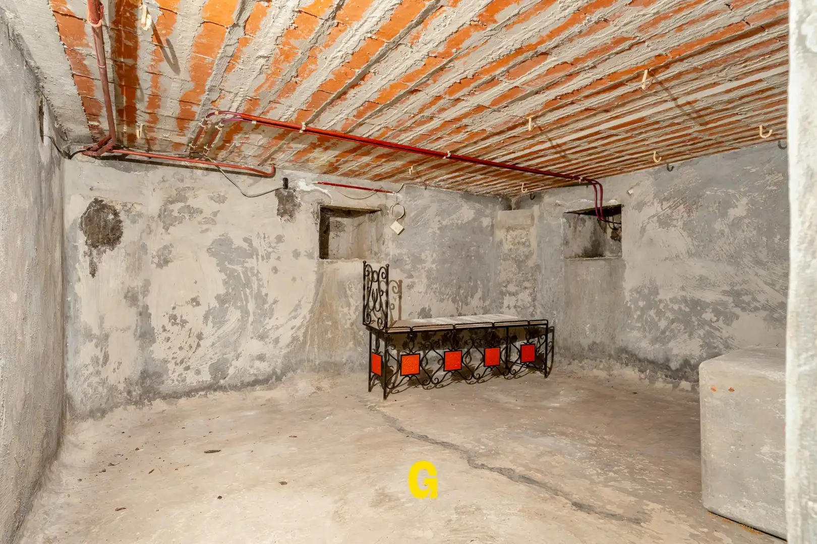 Te renoveren woning met 3 slaapkamers, inpandige garage en tuin foto 14