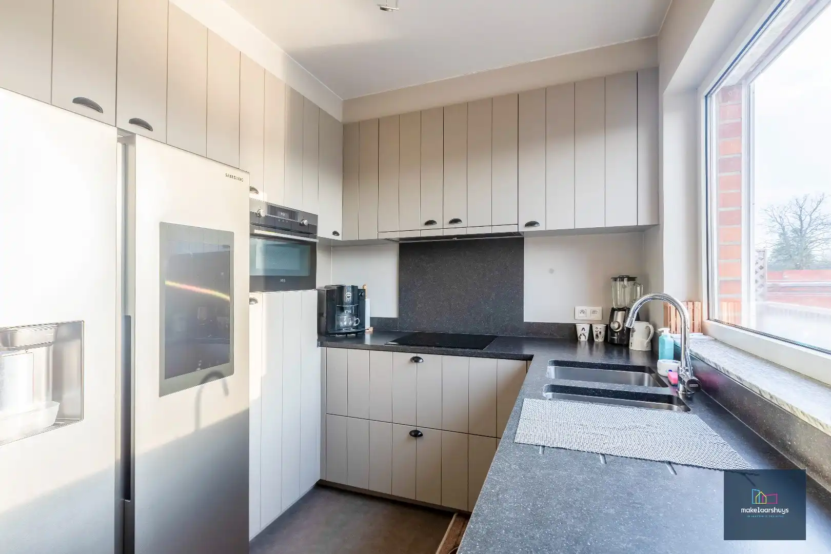 Ruim duplex appartement in centrum Mariakerke foto 9