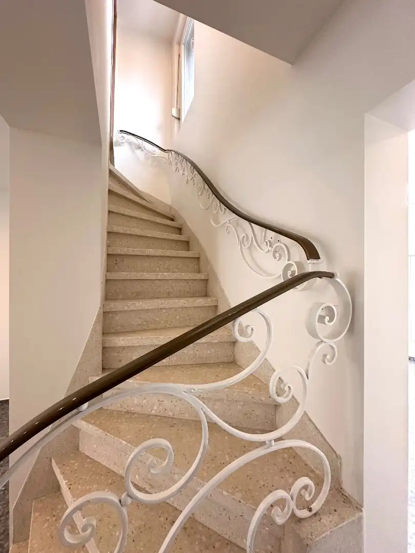 Volledig gerenoveerde woning met garage, tuin en 8 zonnepanelen in hartje Tongeren! foto 12