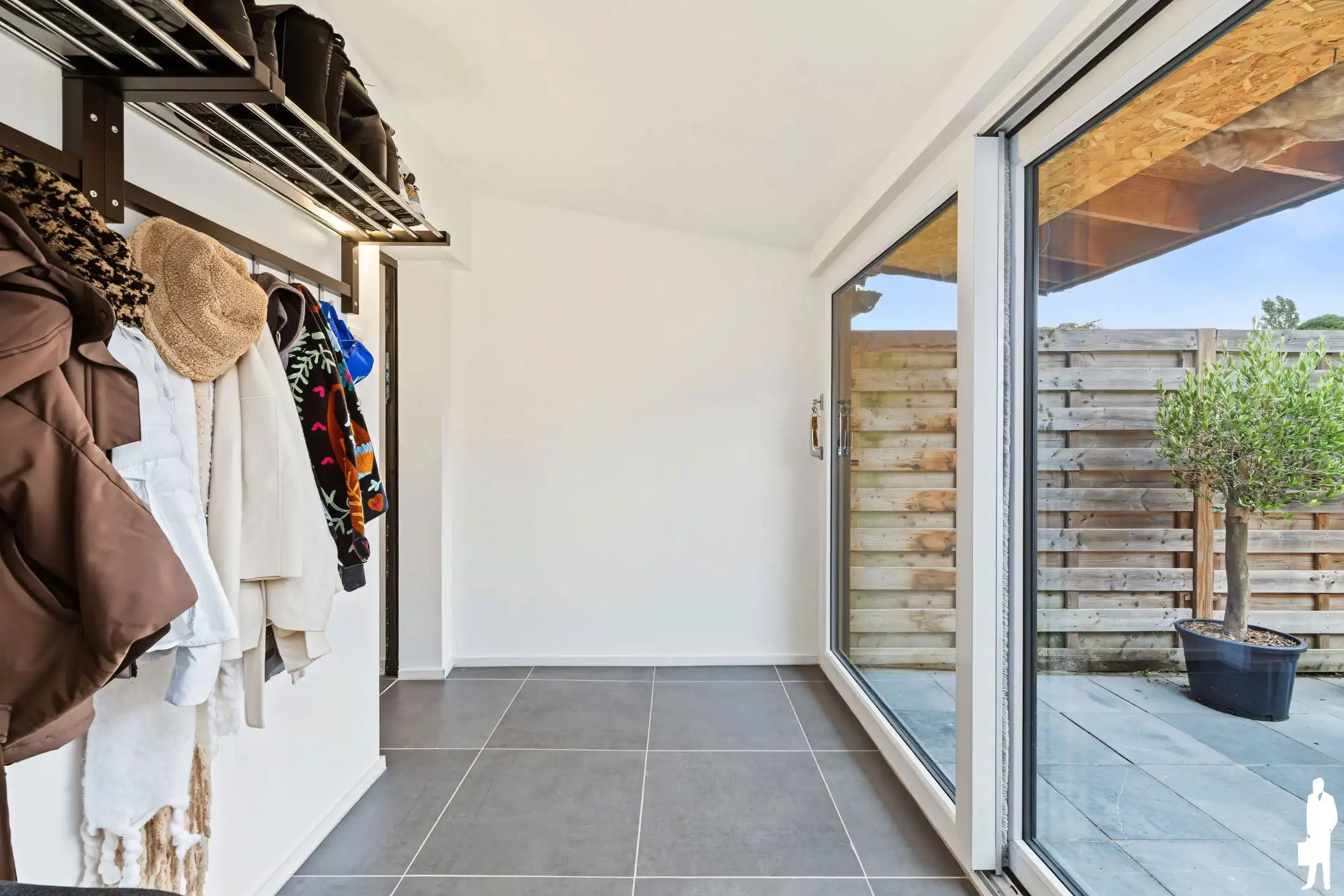 Instapklare woning met zonnige tuin in Hamme foto 16