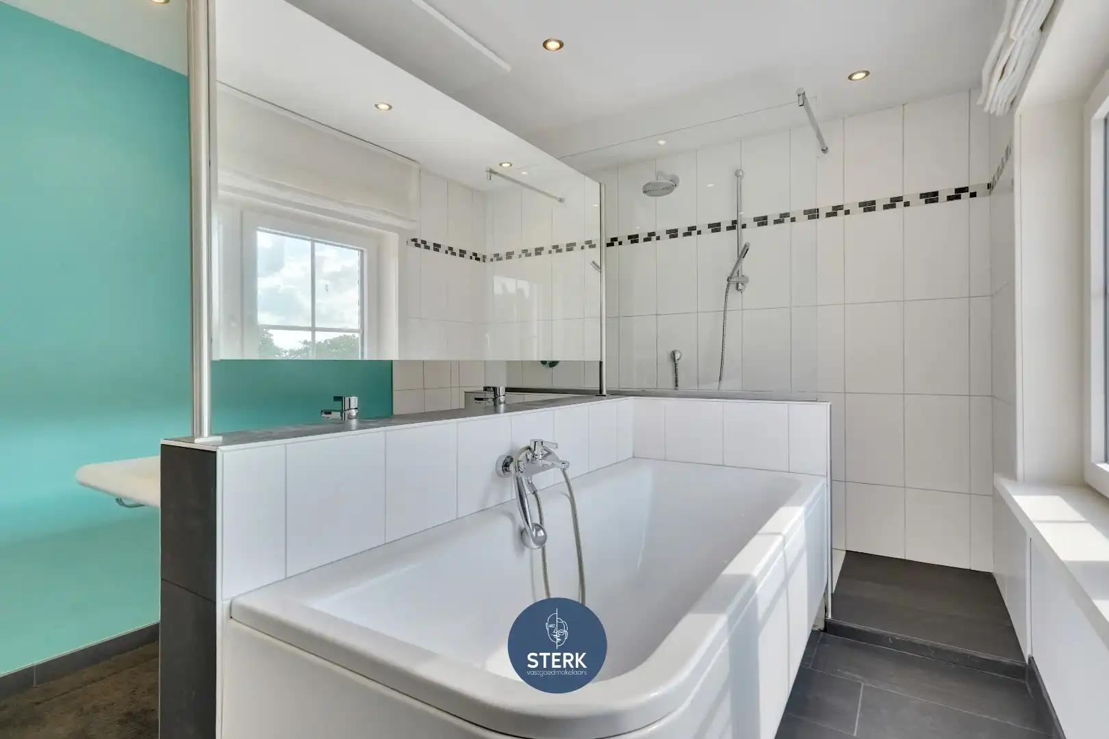RUIME GEZINSWONING MET 6 SLPKS EN EPC LABEL B TE SMEERMAAS-LANAKEN !  foto 17