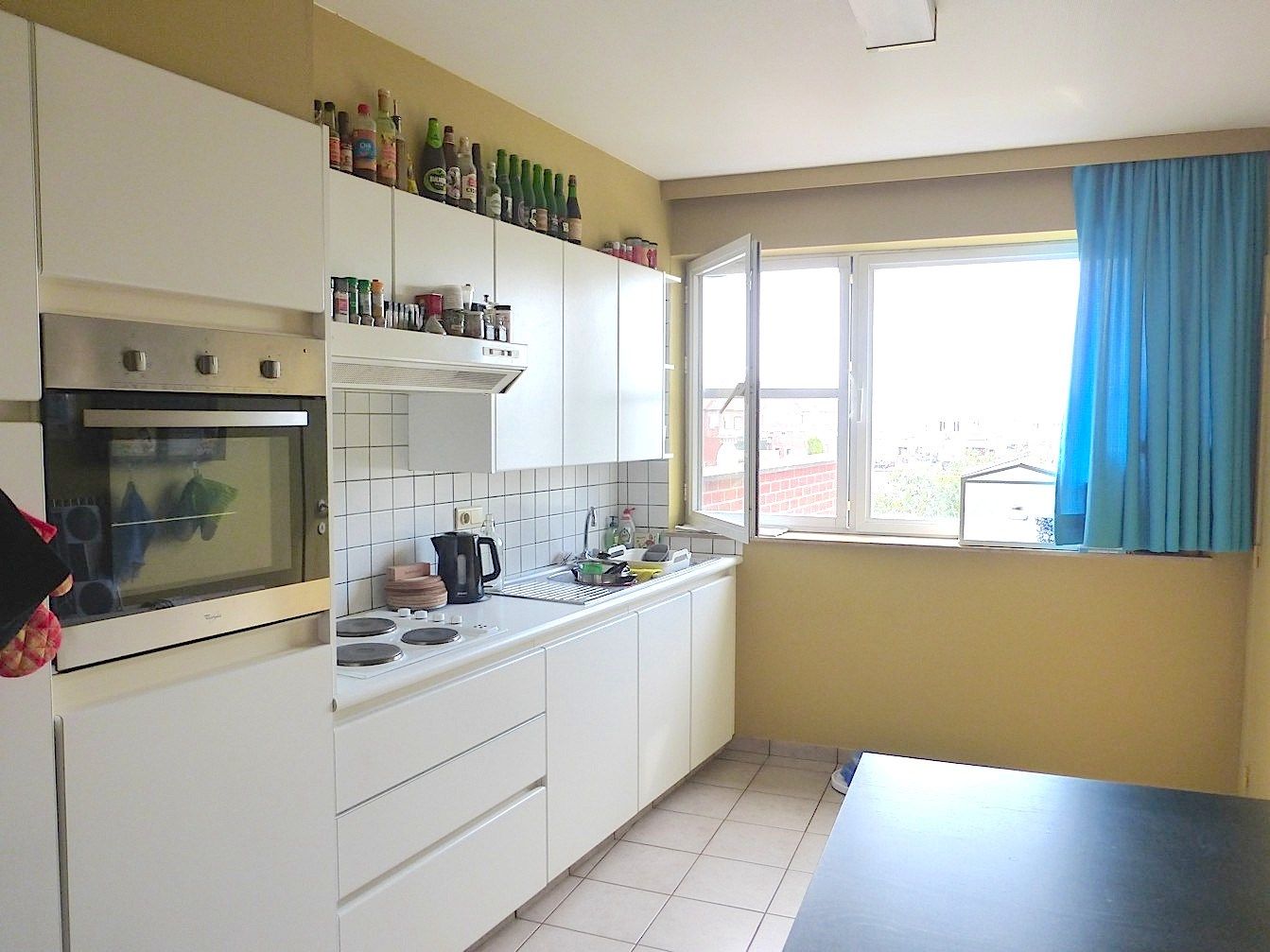 Ruim duplexappartement met 2 slaapkamers! foto 4