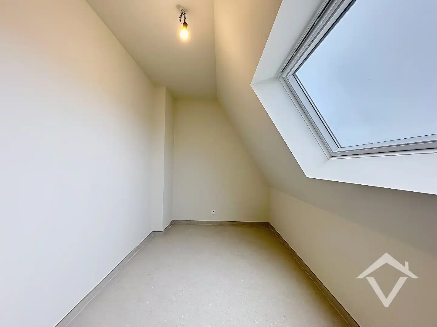 Uniek nieuwbouw appartement met 2 slaapkamers en veel zonlicht te Eernegem foto 21