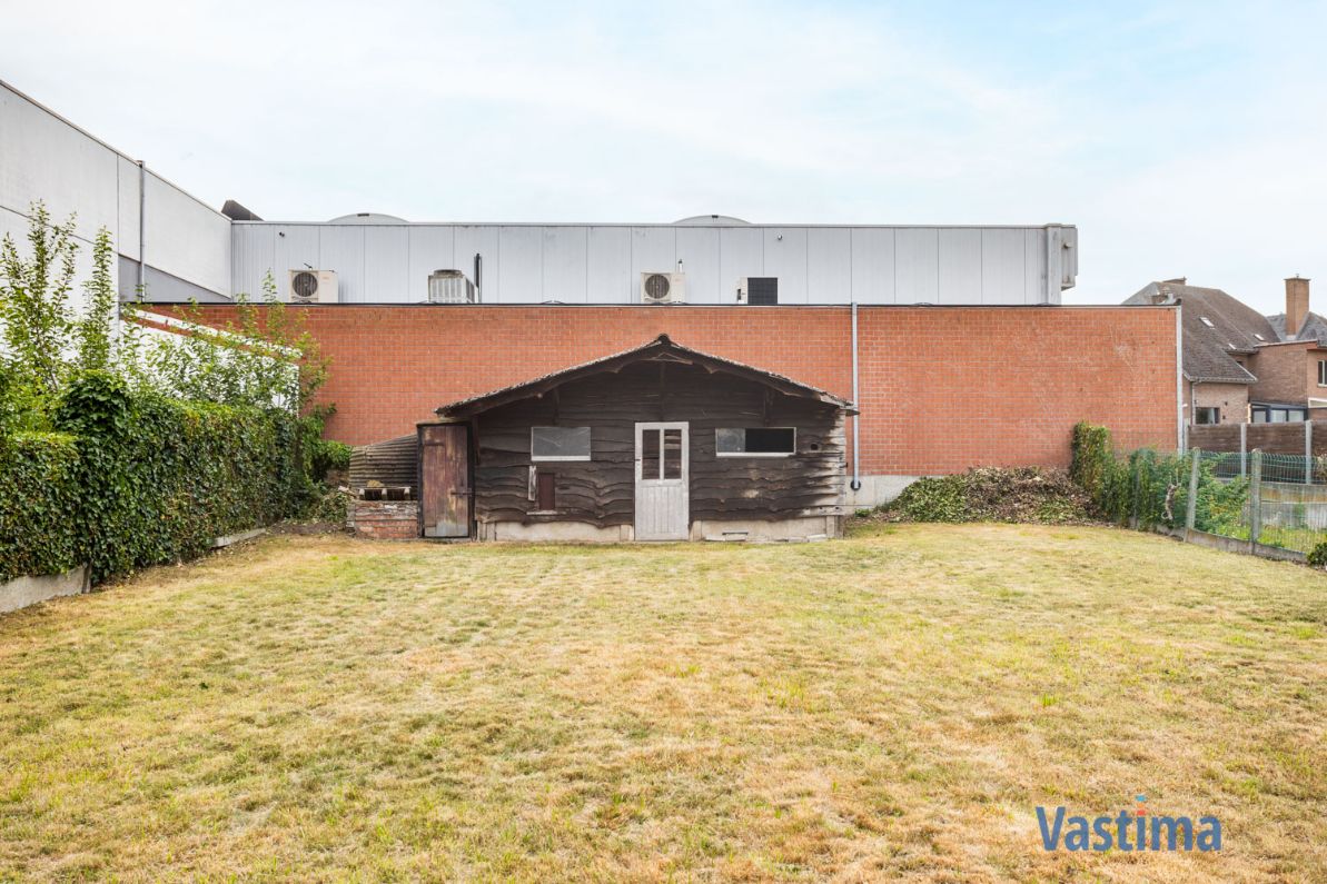 Lichtrijke villa met royale tuin vlak bij natuur & stadsleven foto 33
