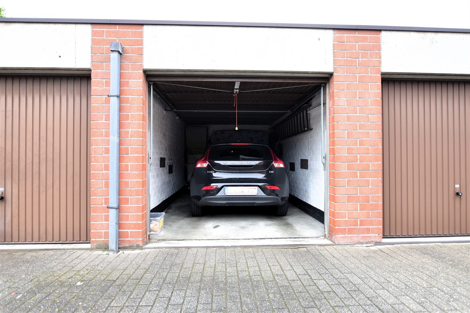 Ruim 2-slpk appartement met garage te St-Gillis Dendermonde foto 14