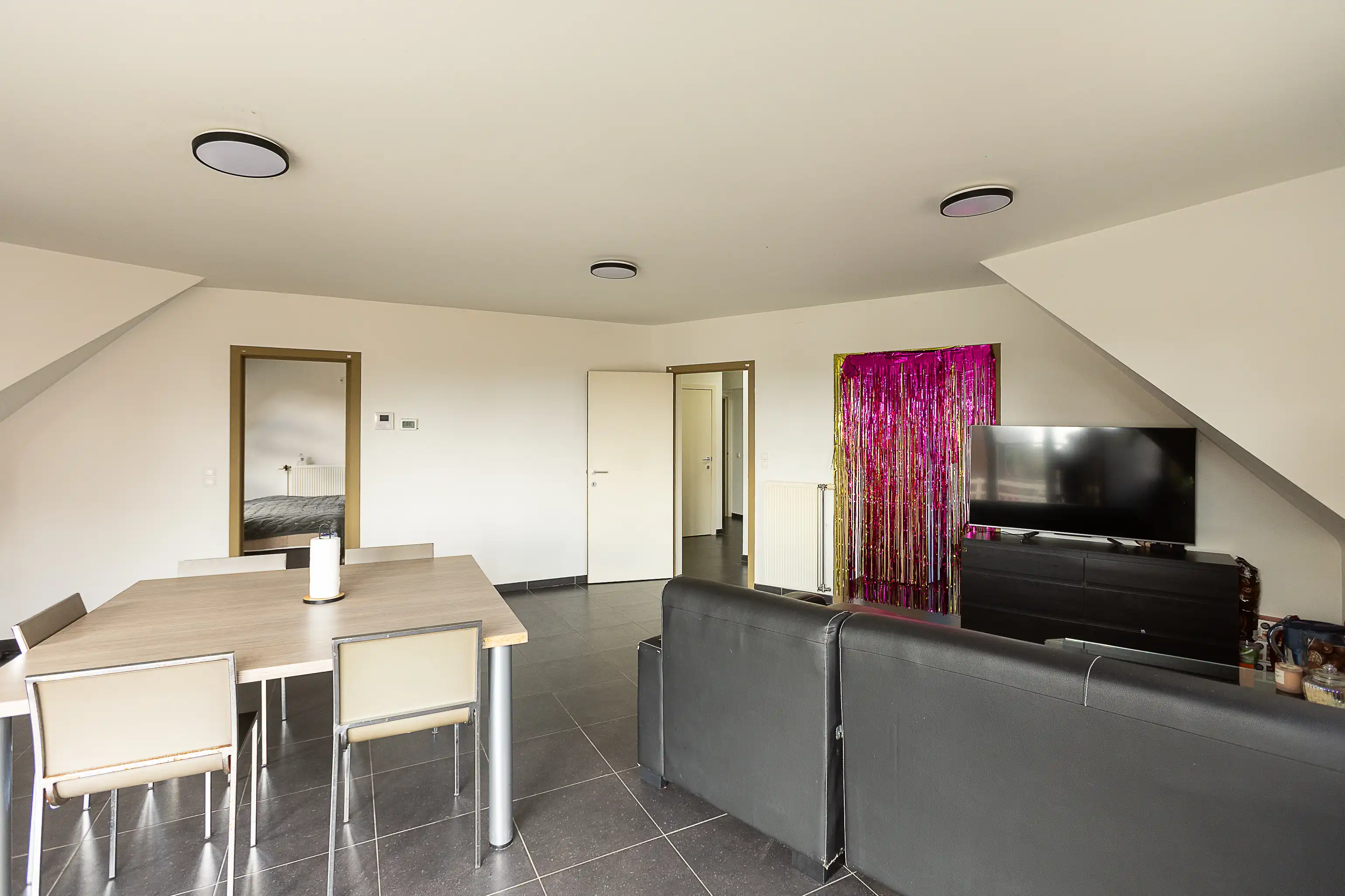 Goed onderhouden appartement in Lotenhulle foto 6