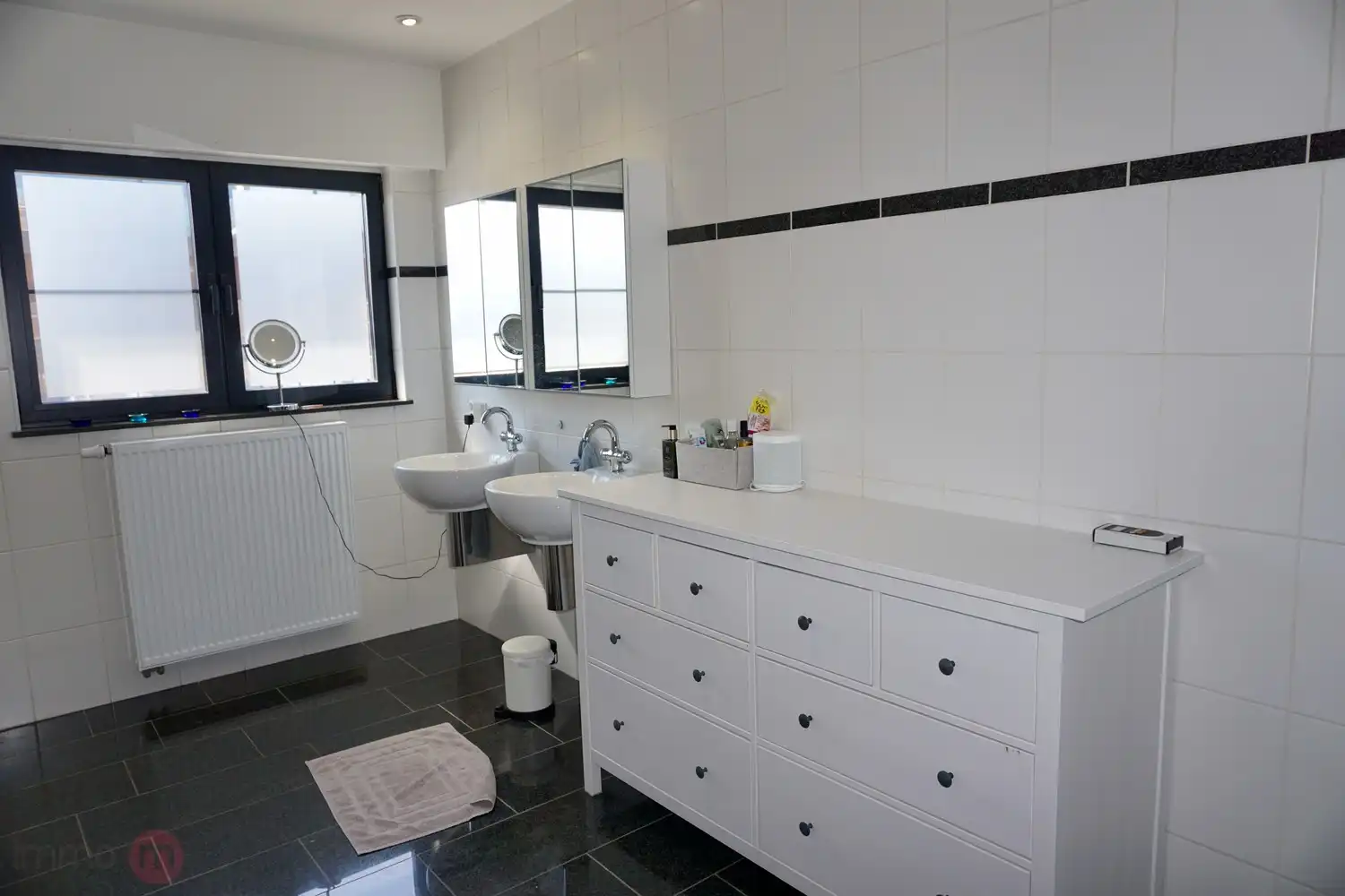Ruime gezinswoning met 4 slaapkamers, tuin, garage en zonnepanelen te huur in Bertem foto 25