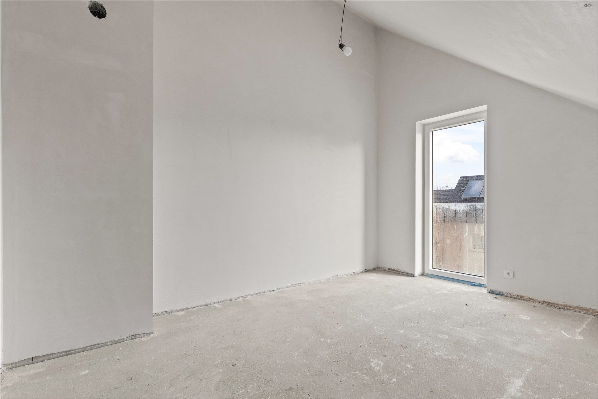 Kwalitatieve rijwoning te Vrasene foto 23