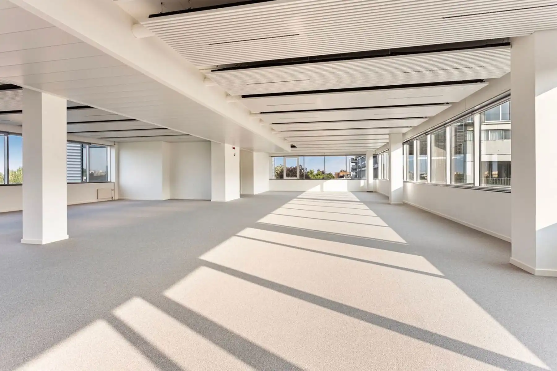 The Compass – Flexibele en duurzame kantoren foto 18