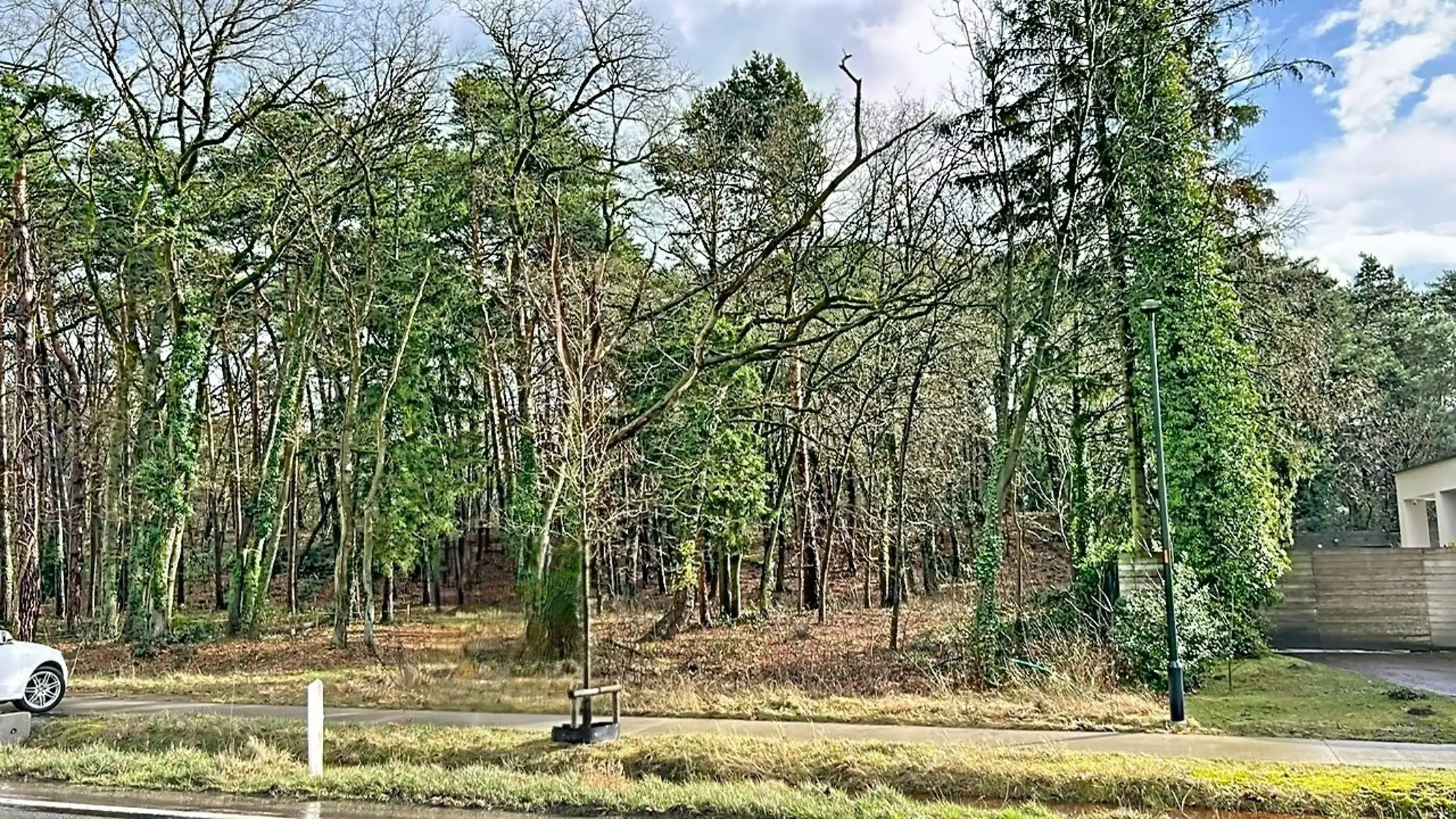Bouwgrond van ca 1469 m² te koop in groene omgeving foto 3